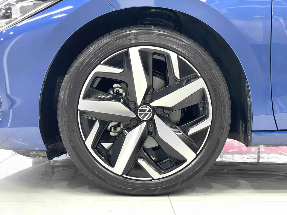 Volkswagen Lamando Lingdu 2022 Lingdu L 280TSI DSG Cool Edition 2022 — thumbnail 3