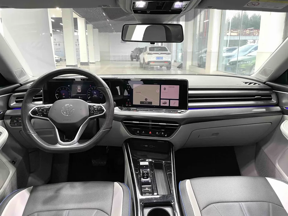 Volkswagen Lamando Lingdu 2022 Lingdu L 280TSI DSG Cool Edition 2022 — thumbnail 5