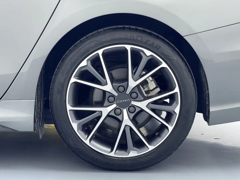 Lynk & Co 03 Lynk & Co 03 2022 1.5TD DCT Jin Pro 2022 — thumbnail 3