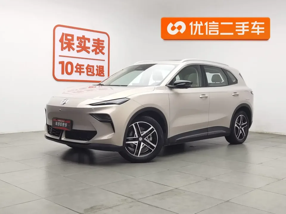 MG ES5 MG ES5 2025 525max rear-wheel drive intelligent driving version 2024 — photo 1, buy with delivery to Moscow