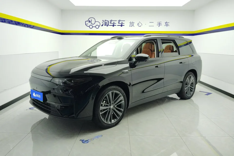 Leapmotor C16 Leapmotor C16 2026 Extended-range 280 LiDAR Premium Edition 6-seater 2025 — photo 1, buy with delivery to Moscow