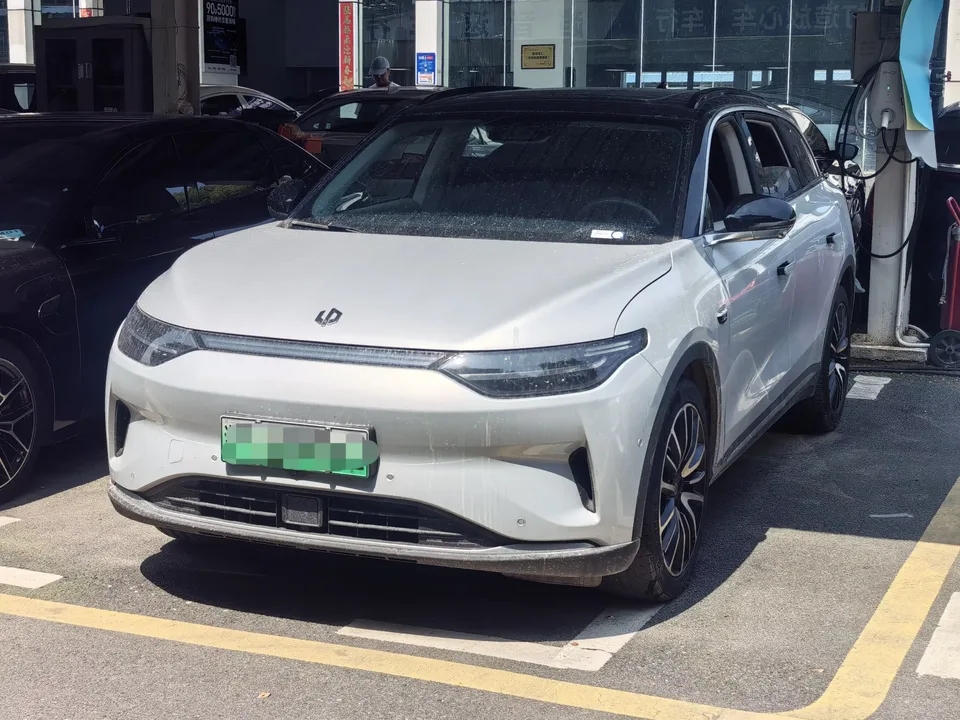 Leapmotor Zero running C11 Zero running C11 2021 Deluxe version of ternary lithium battery 2022 — photo 1, buy with delivery to Moscow