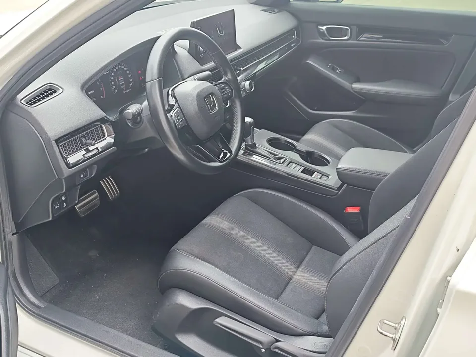 Honda CIVIC Civic 2022 240TURBO CVT Fuel Edition 2022 — thumbnail 3