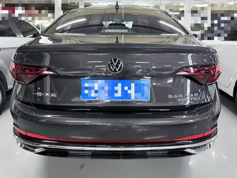 Volkswagen Sagitar Sagitar 2024 300TSI DSG Flying Edition 2024 — thumbnail 2