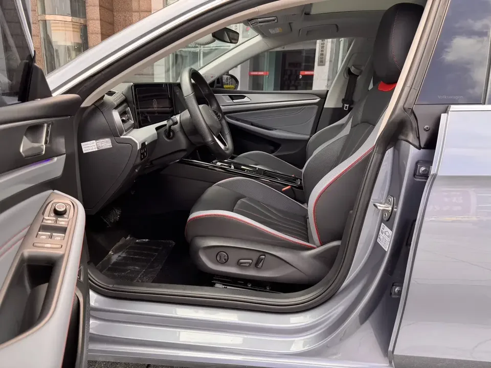 Volkswagen Lamando Lingdu 2022 Lingdu L 280TSI DSG Super Hot Flagship Edition 2022 — thumbnail 4