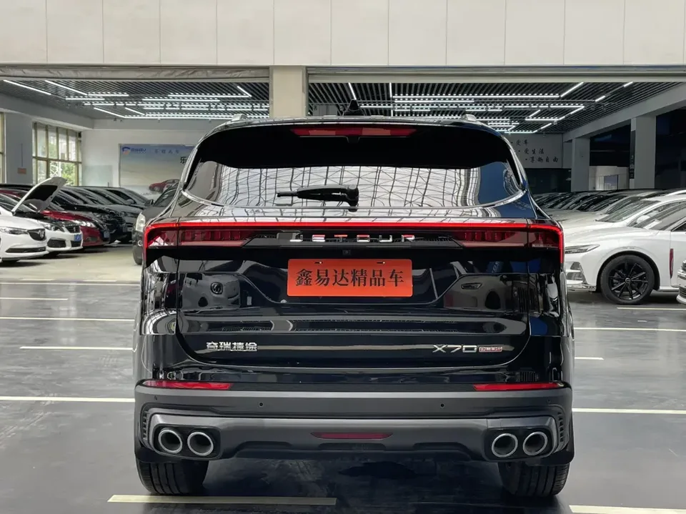 Jetour Jietu X70 PLUS Jietu X70 PLUS 2025 Champion Edition 1.5T DCT Champion MAX+ 7 Seaters 2024 — thumbnail 2