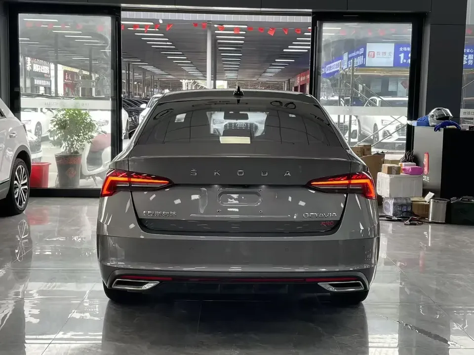 Skoda Octavia Octavia 2022 PRO TSI280 DSG Premium Edition 2022 — thumbnail 2