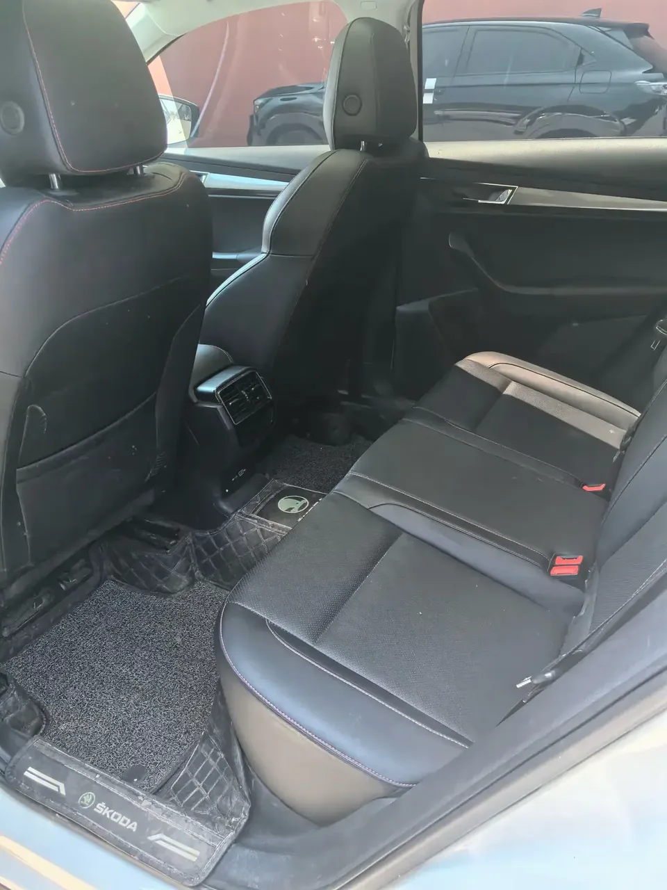 Skoda Karoq Korok 2022 TSI280 Smart Edition 2023 — thumbnail 3