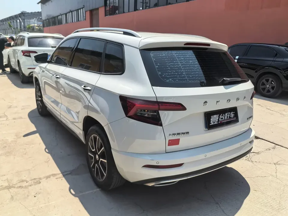 Skoda Karoq Korok 2022 TSI280 Smart Edition 2023 — thumbnail 4