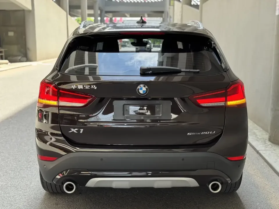 BMW X1 BMW X1 2022 sDrive20Li Fashion 2022 — thumbnail 2
