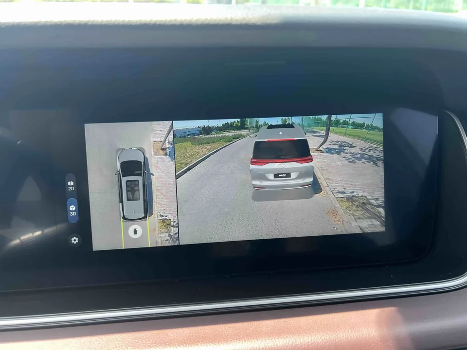 GAC Trumpchi M6 Trumpchi M6 2021 270T Automatic Premium Edition 7 Seaters 2022 — thumbnail 2