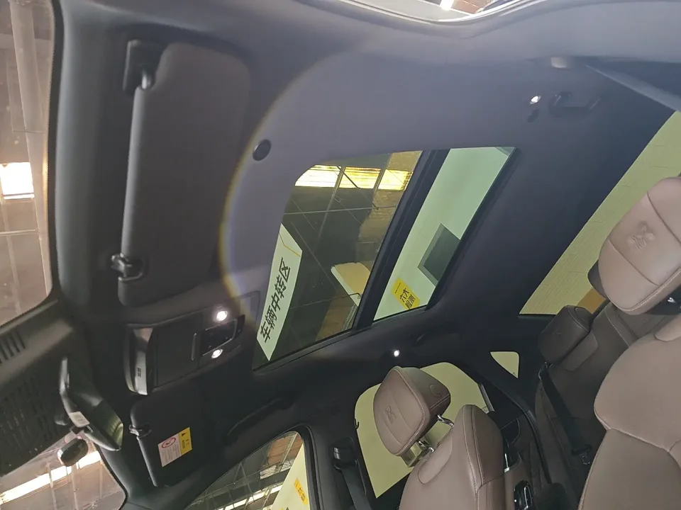 BYD Han DM Chinese DM 2023 DM-i Champion Edition 121KM Premium 2023 — thumbnail 5