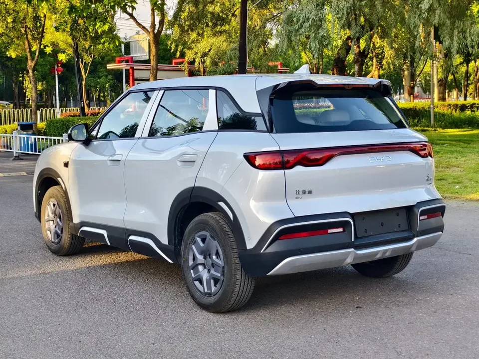 BYD Yuan Up Yuan UP 2025 Smart Driving Edition 401KM Vitality Edition 2026 — миниатюра 4