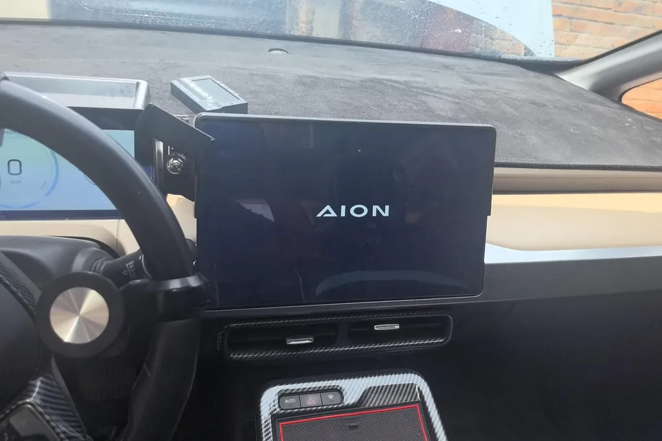 AION Y AION Y 2022 70 Intelligent Edition Lithium Iron Phosphate 2023 — thumbnail 4