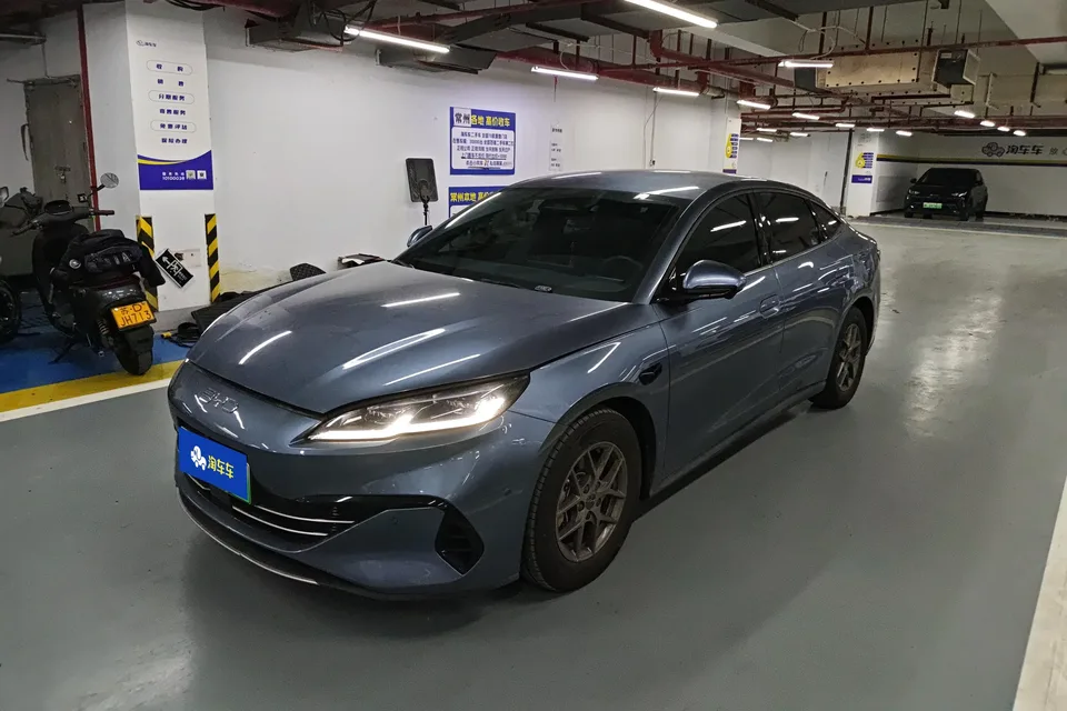 BYD Seal 06DM Seal 06DM 2025 DM-i 80KM Deluxe Smart Driving Edition 2025 — photo 1, buy with delivery to Moscow