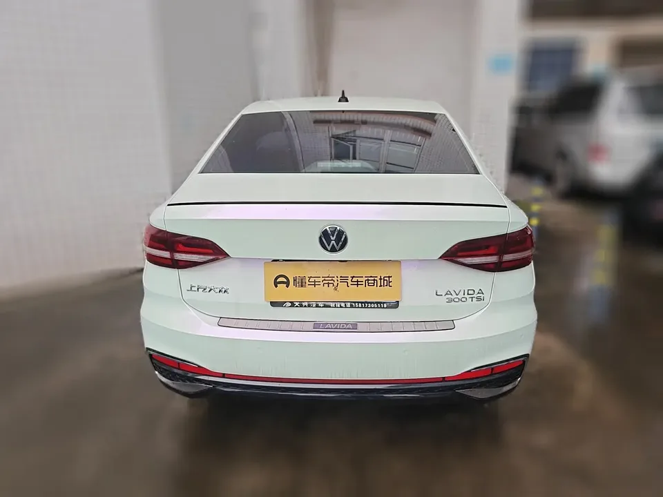Volkswagen Lavida Lavida 2024 300TSI DSG Starry Sky Leading Edition 2023 — thumbnail 2