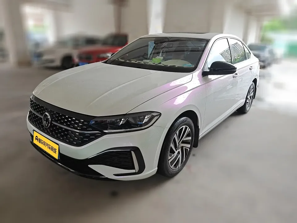 Volkswagen Lavida Lavida 2024 300TSI DSG Starry Sky Leading Edition 2023 — photo 1, buy with delivery to Moscow