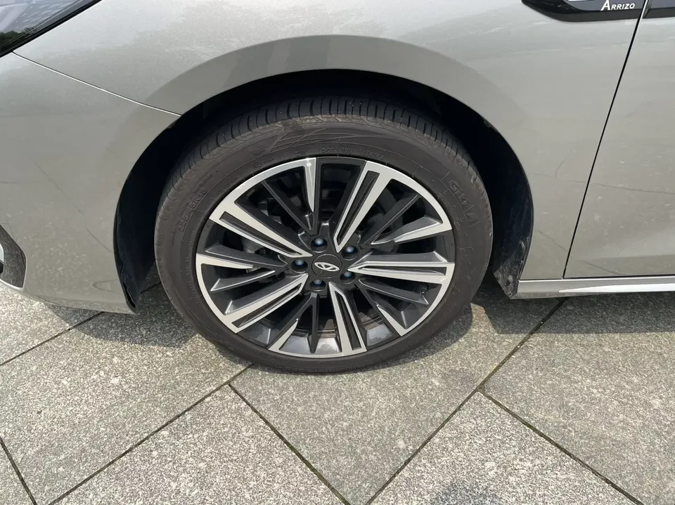 Chery Arrizo 8 Arrizo 8 2025 1.6TGDI DCT Intelligence 2025 — thumbnail 3