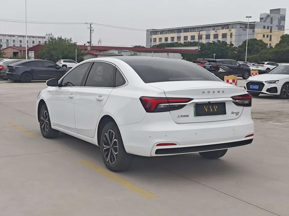 Roewe i6 MAX EV Roewe i6 MAX EV 2022 500 Skydome Special Edition 2023 — thumbnail 5