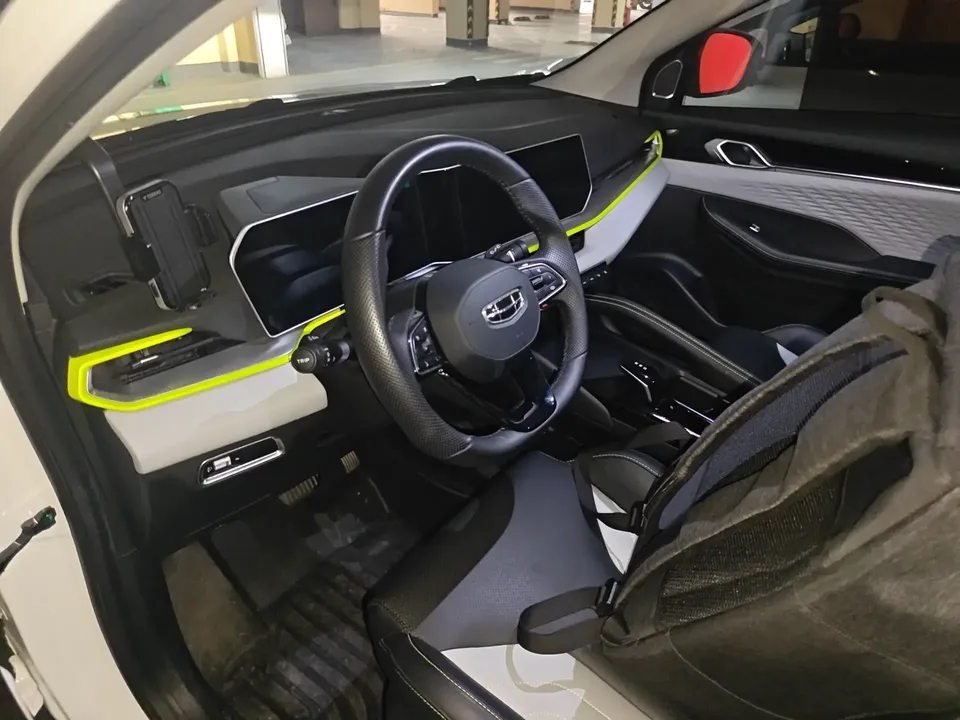 Geely Coolray SX11 Binyue 2023 Binyue COOL 1.5T DCT Champion Edition 2024 — thumbnail 4