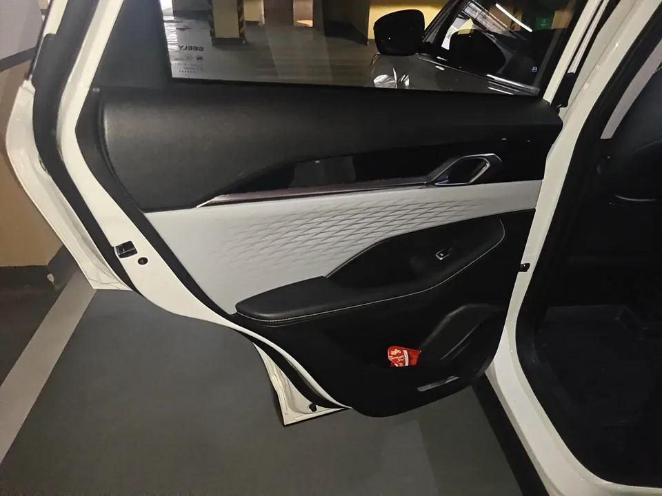 Geely Coolray SX11 Binyue 2023 Binyue COOL 1.5T DCT Champion Edition 2024 — thumbnail 5