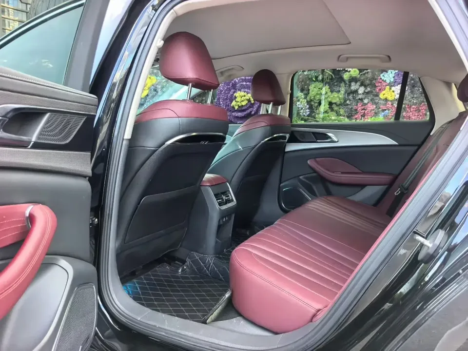 Hongqi H5 Hongqi H5 2024 1.5T DCT Zhilian Qiyue Edition 2024 — миниатюра 3