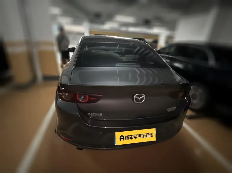 Mazda Axela Mazda3 Angkesela 2022 2.0L Automatic Premium Edition 2022 — thumbnail 2
