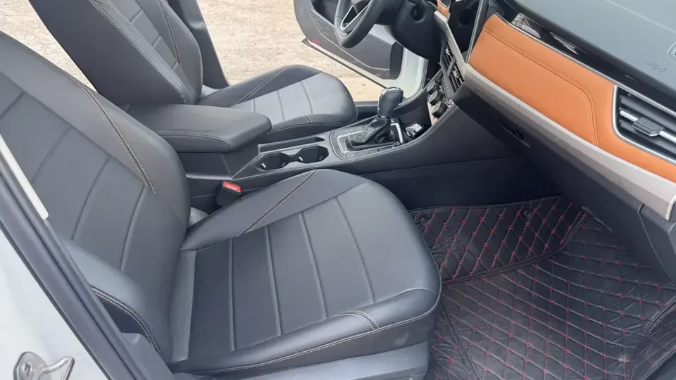 Volkswagen Bora Bora 2023 200TSI DSG Joy Edition 2023 — миниатюра 3