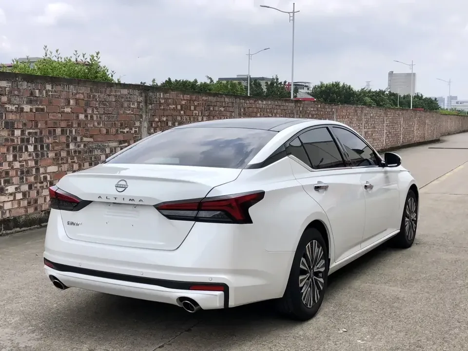 Nissan Altima Sound of nature 2022 2.0L XL-TLS Enjoy Edition 2023 — миниатюра 2
