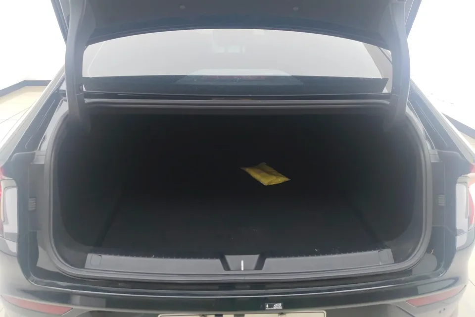 Wuling Starlight EV Wuling Starlight EV 2025 610km Smart Flagship 2025 — thumbnail 5