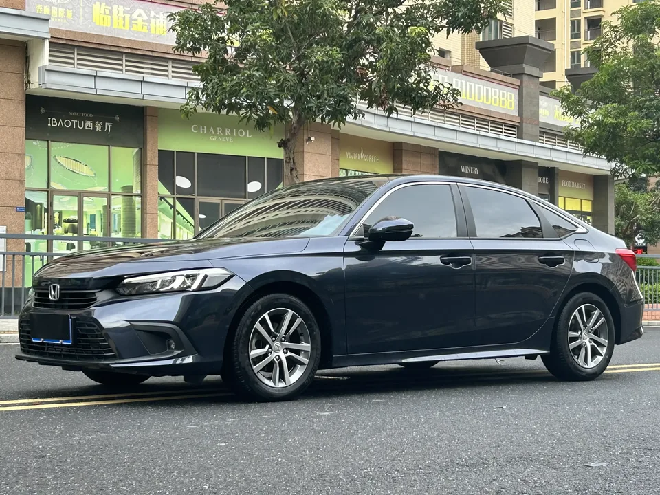 Honda CIVIC Civic 2022 240TURBO CVT Dynamic Edition 2022 — photo 1, buy with delivery to Moscow