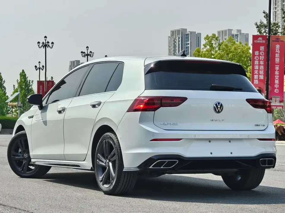 Volkswagen Golf golf 2023 280TSI DSG R-Line 2024 — thumbnail 5
