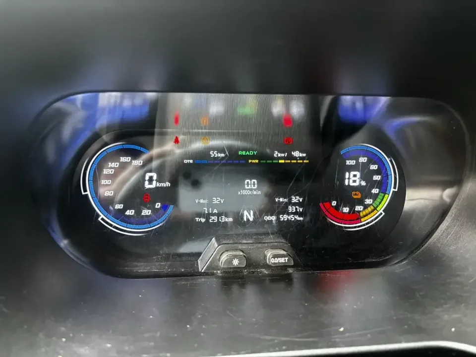 Changan Kaicene Ruixing EM80 Ruixing EM80 2025 Elite Edition 6 seats 300km double door 70kW 2025 — thumbnail 4