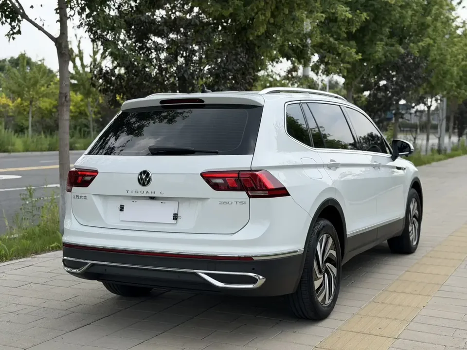 Volkswagen Tiguan L Tiguan L 2023 280TSI Limited Edition 2023 — thumbnail 2