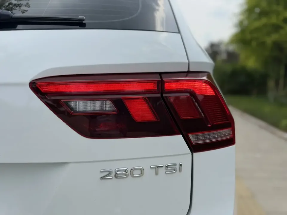 Volkswagen Tiguan L Tiguan L 2023 280TSI Limited Edition 2023 — thumbnail 3