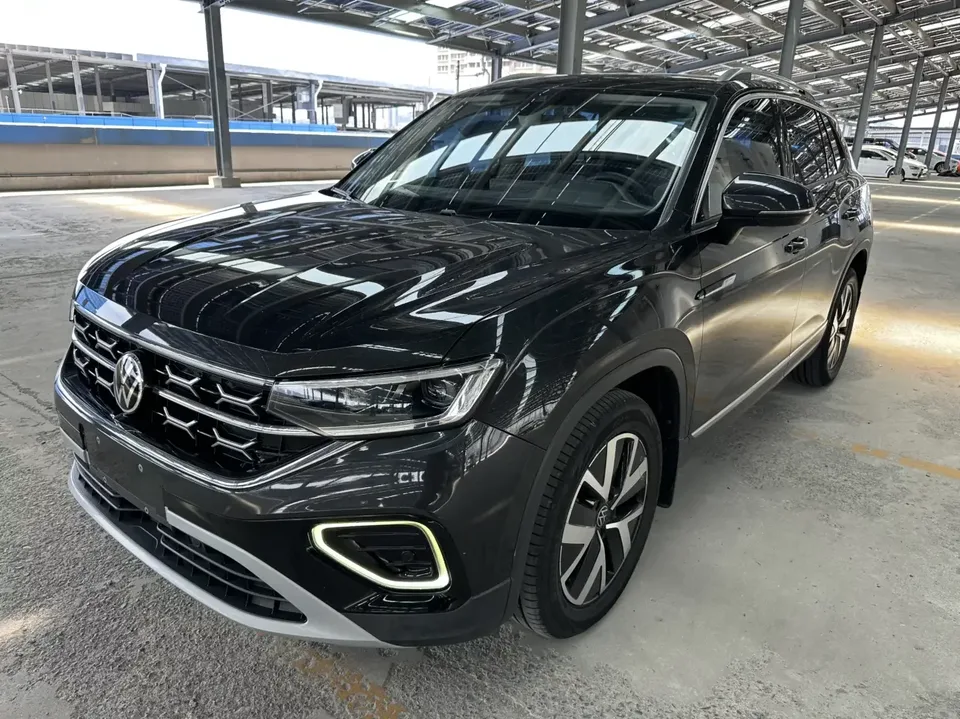 Volkswagen Tayron Tanyue 2023 280TSI 2WD Luxury Plus Advanced Edition 2023 — photo 1, buy with delivery to Moscow