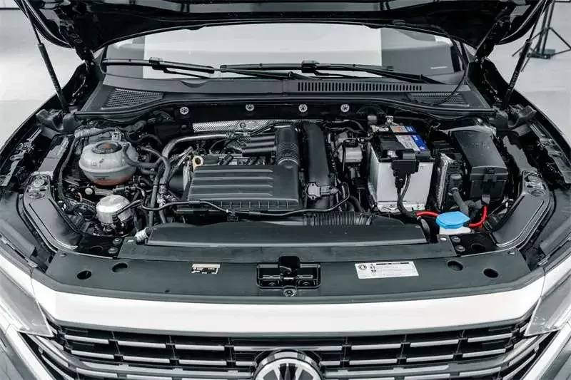 Volkswagen Passat Passat 2024 280TSI Business Edition 2025 — thumbnail 2
