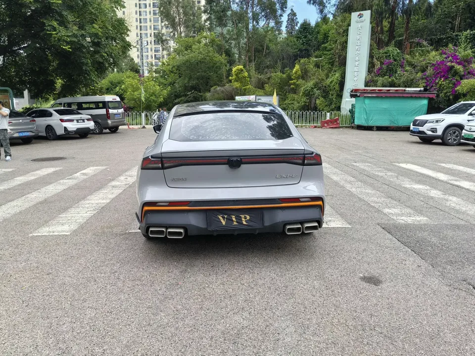 Changan UNI-V Changan UNI-V 2024 1.5T Premium 2024 — thumbnail 2