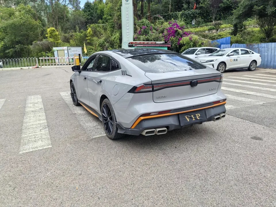 Changan UNI-V Changan UNI-V 2024 1.5T Premium 2024 — thumbnail 4