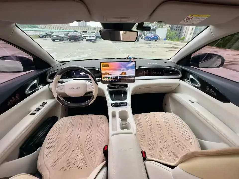 Geely Star Wish Star Wish 2025 UP 410km Exploration+ 2024 — thumbnail 5