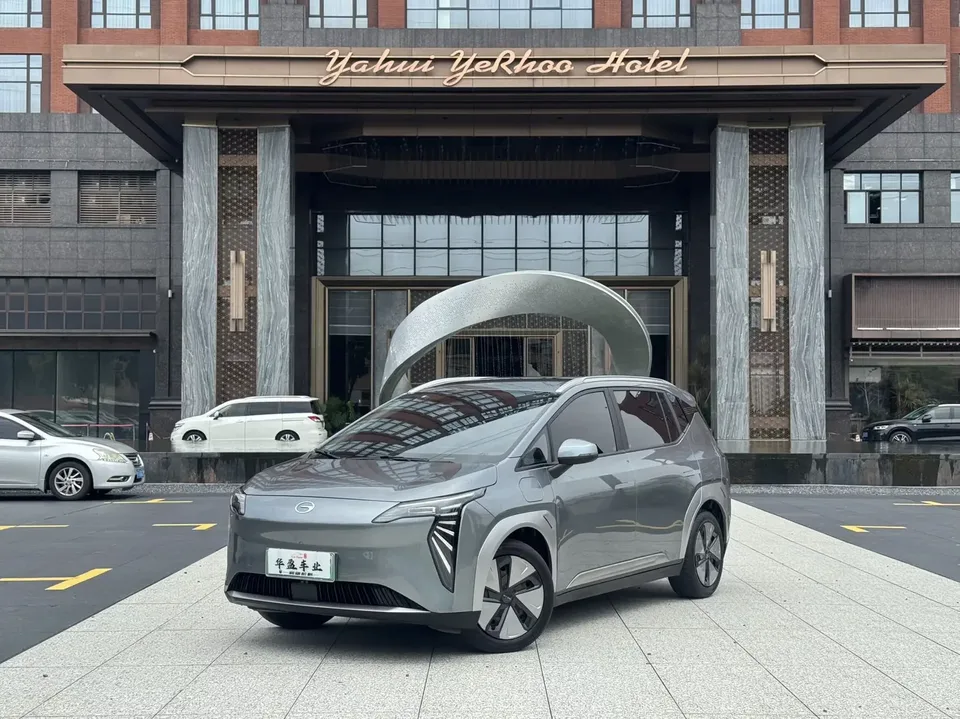 AION Y AION Y 2023 AION Y Younger 2023 — photo 1, buy with delivery to Moscow