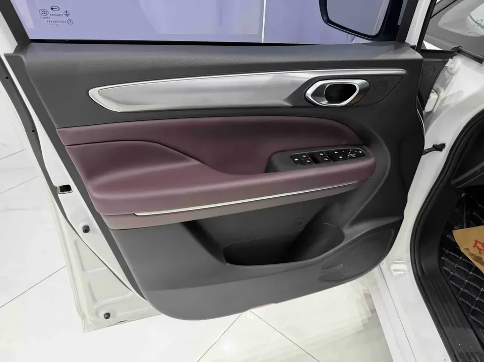 GAC Trumpchi M6 Trumpchi M6 2021 Pro 270T Automatic Deluxe Edition 2022 — thumbnail 3