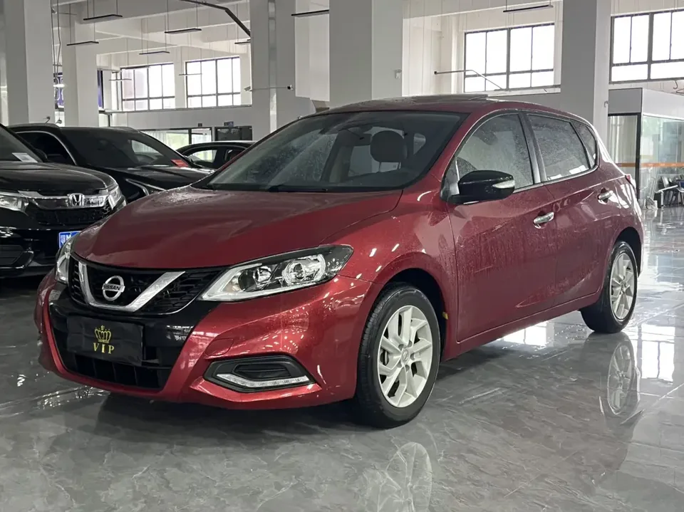 Nissan Tiida Tiida 2023 1.6L CVT Intelligent Travel Edition 2023 — photo 1, buy with delivery to Moscow