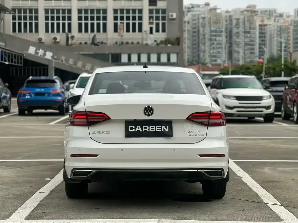 Volkswagen Lavida Lavida 2022 280TSI DSG Deluxe 2022 — thumbnail 2