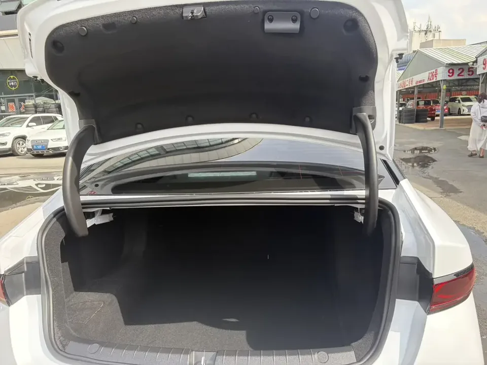 BYD Qin PLUS DM Qin PLUS DM 2026 DM-i 128KM Progressive 2026 — thumbnail 5