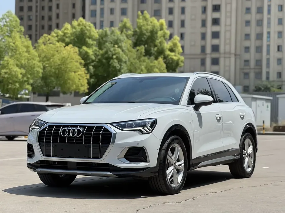 Audi Q3 Audi Q3 2022 35 TFSI Progressive Dynamic 2022 — photo 1, buy with delivery to Moscow
