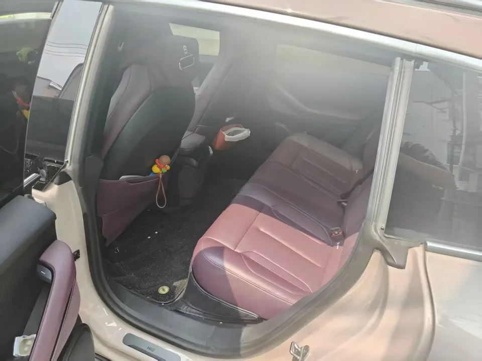 NIO ET5T NIO ET5T 2023 100kWh 2023 — thumbnail 3