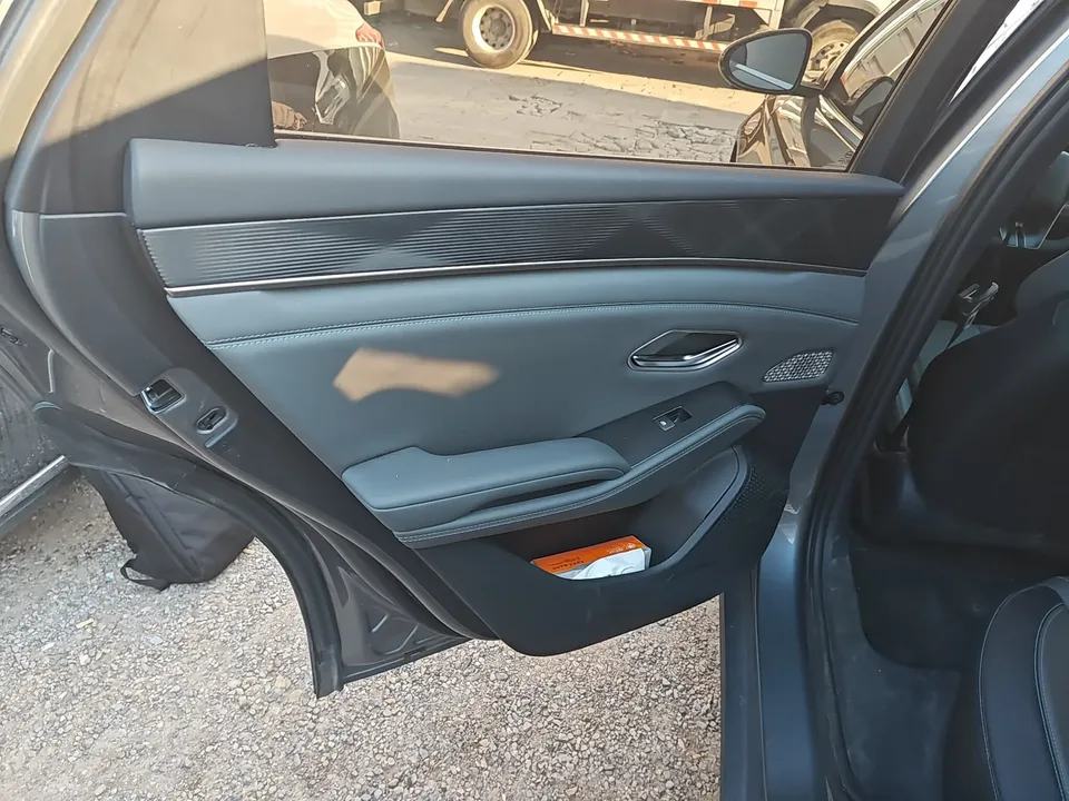 BYD Qin L DM Qin L DM 2024 DM-i 80KM Beyond 2025 — thumbnail 5