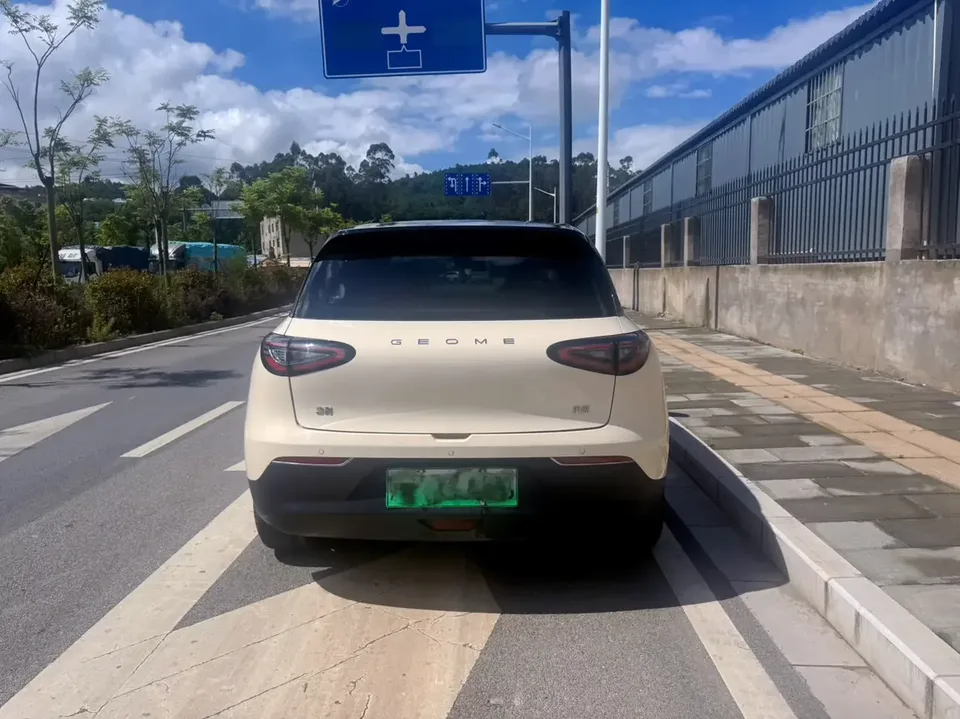 Geely Star Wish Star Wish 2025 UP 410km Exploration+ 2024 — thumbnail 2