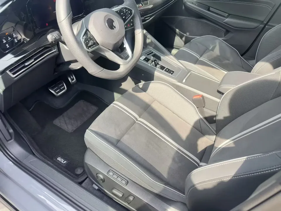 Volkswagen Golf golf 2024 280TSI DSG R-Line 50 Years Legend Edition 2024 — thumbnail 5